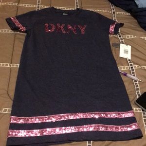 DKNY women’s shirt. Size 12. New with tags